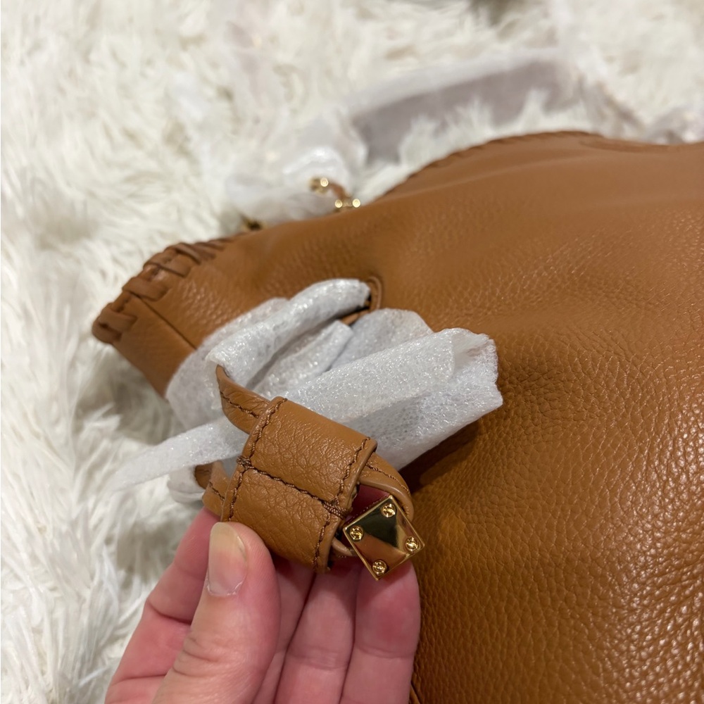 Tory Burch Marion Bark Brown Pebbled Leather  Bag - NWT - Picture 12 of 15